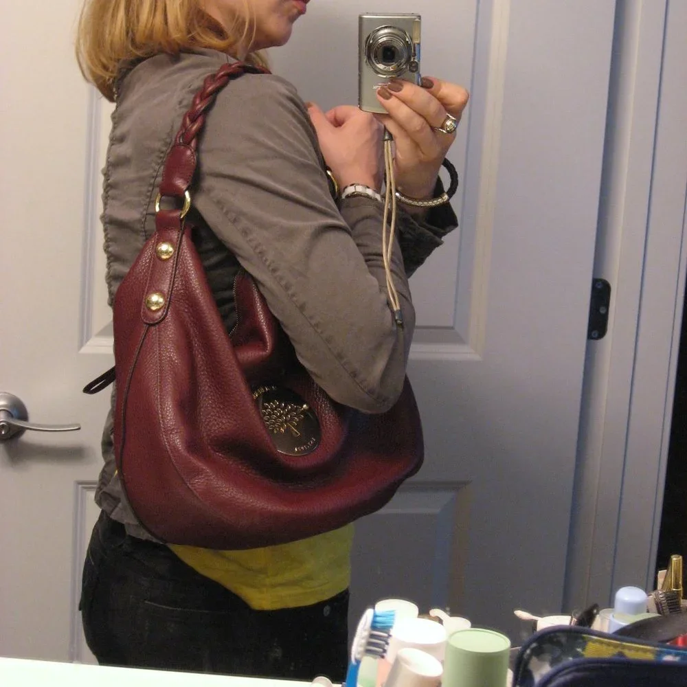 Mulberry Medium Daria Grape Leather Hobo Bag